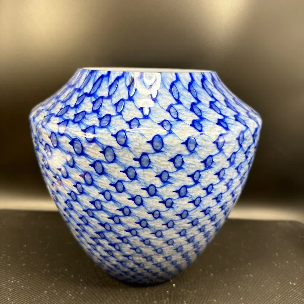 Positano Italy Blue White Art Glass Vase 9 Inch Tapered Honeycomb Pattern Vessel
